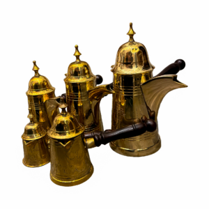 Set de 5 cafeteras turcas de metal, agarradero de madera.