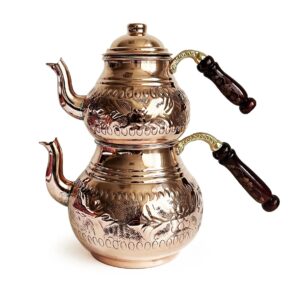 Set de 2 teteras metalicas de cobre modelo grande textura floral