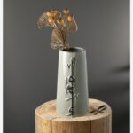 Liqa a - Florero. Gris y plateado