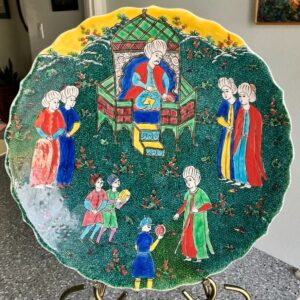 Plato decorativo de cerámica hecho y pintado a mano color verde